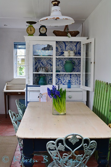 Every room needs a little gate!